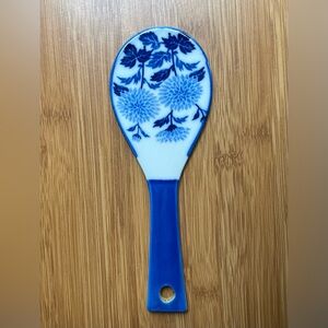 Vintage Kutani Ware Porcelain Japanese Rice Scoop - Shamoji Vtg Blue Sometsuke